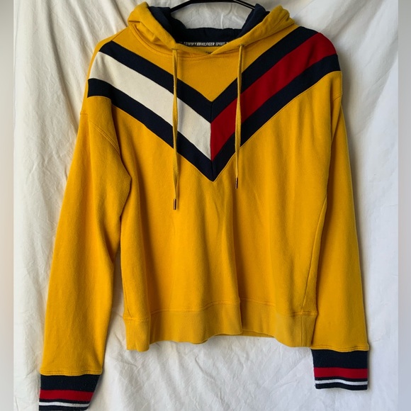 Tommy Hilfiger Bright Rich Yellow Hoodie with Logo Sport Workout yoga fitness - Picture 2 of 6